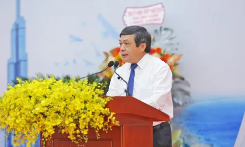 Thứ trưởng Đoàn Văn Việt: Du lịch vùng Đông Nam Bộ cần tăng cường sản phẩm đặc trưng, đổi mới xúc tiến quảng bá và đẩy nhanh chuyển đổi số