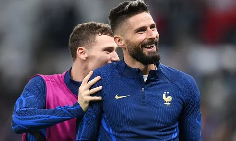 Vòng 1/8 > Pháp 3-1 Ba Lan: Giroud lập kỉ lục, Mbappe dẫn đầu tốp ghi bàn