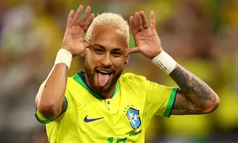 Neymar thừa nhận đã khóc khi dính chấn thương tại World Cup 2022