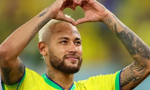 Neymar sẽ nguy hiểm hơn nếu học hỏi theo cách chơi bóng của Messi