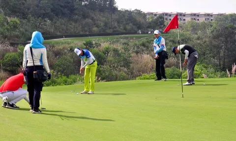Quảng Ninh tổ chức giải Golf mở rộng chào mừng thành công Đại hội Thể thao toàn quốc