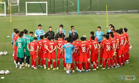 AFF Cup 2022: Huấn luyện viên Park Hang-seo loại 4 cầu thủ trước khi sang Lào