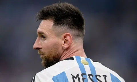 Đồng đội thuyết phục Messi thay đổi quyết định giã từ sự nghiệp quốc tế