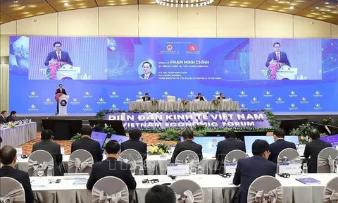 Thủ tướng: Đồng lòng, chung sức vào cuộc để ổn định kinh tế vĩ mô, đảm bảo các cân đối lớn
