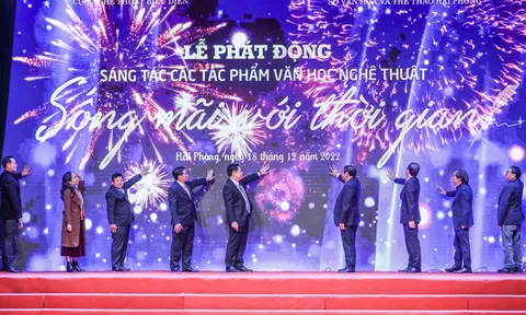 Phát động sáng tác tác phẩm văn học nghệ thuật "Sống mãi với thời gian": Phát huy các thành tựu, kiến tạo tác phẩm mới