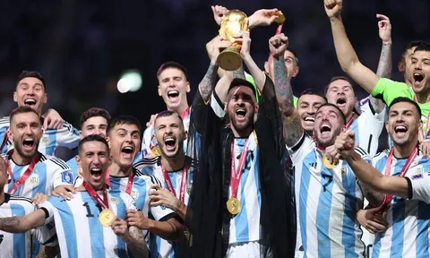 Chung kết World Cup 2022 > Argentina 3-3 Pháp (luân lưu 4-2): Messi là nhà vô địch thế giới