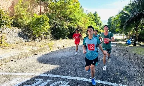 Giải Việt dã “Chinh phục đỉnh Hòn Me”