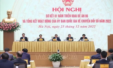 Thủ tướng Phạm Minh Chính: Năm 2023, đưa điện, sóng internet đến 100% thôn, bản
