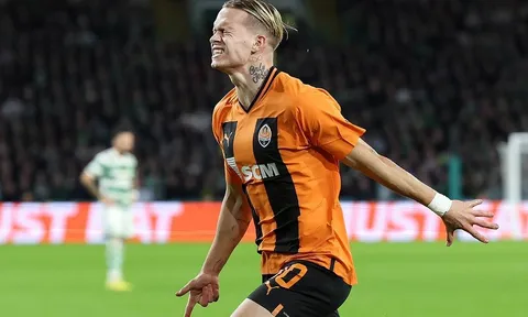 Arsenal hỏi mua Mykhaylo Mudryk