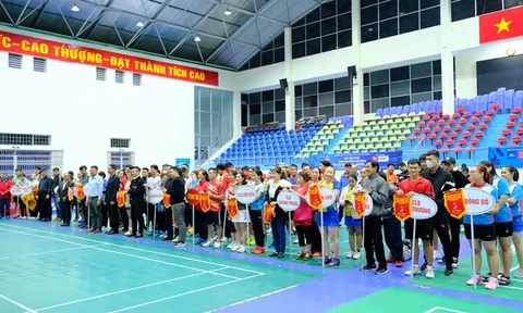 Giải Cầu lông tỉnh Lâm Đồng mở rộng tranh Cúp Prudential - Mizuno