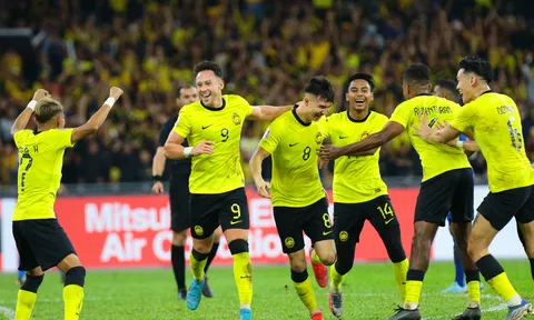 Bảng B, AFF Cup 2022 > Malaysia 4-1 Singapore: Thắng dễ để vào bán kết