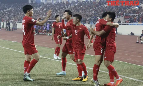 Bán kết lượt về AFF Cup 2022 > Việt Nam 2-0 Indonesia: Tiến Linh tỏa sáng với cú đúp
