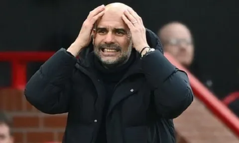 Huấn luyện viên Pep Guardiola thừa nhận Man City hết cơ hội vô địch Premier League
