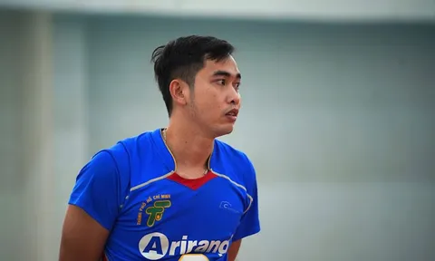 Chuyền hai Đinh Văn Tú đầu quân cho câu lạc bộ Khánh Hòa
