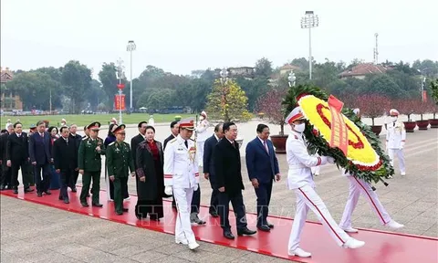 Lãnh đạo Đảng, Nhà nước vào Lăng viếng Chủ tịch Hồ Chí Minh nhân dịp Tết Nguyên đán