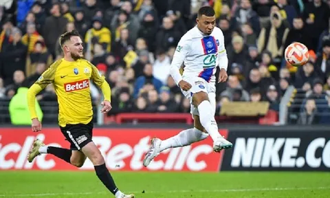 Tiền đạo Kylian Mbappe đi vào lịch sử PSG sau 5 pha lập công tại Cúp Quốc gia Pháp