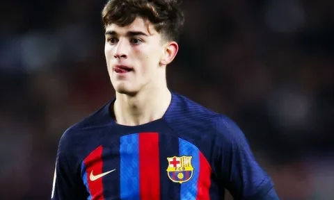 Barcelona đối diện nguy cơ mất sao trẻ Gavi
