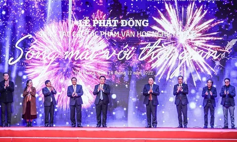 Tăng cường những giải pháp mạnh mẽ để thúc đẩy sáng tạo của "chiến sĩ trên mặt trận văn hóa"