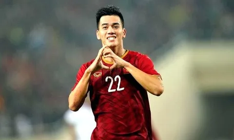 Tiền đạo Nguyễn Tiến Linh được đề cử danh hiệu Quả bóng Vàng châu Á 2022