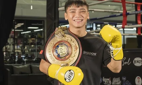 Võ sĩ Lê Hữu Toàn giúp lọt tốp 8 trên Bảng xếp hạng Boxing thế giới