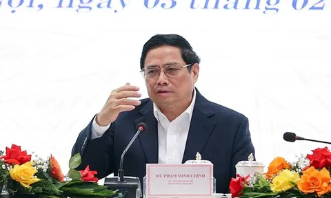 Thủ tướng: Thúc đẩy sản xuất, tiêu dùng trong nước và mở rộng thị trường xuất khẩu; tự cường, tự chủ trong lĩnh vực công nghiệp