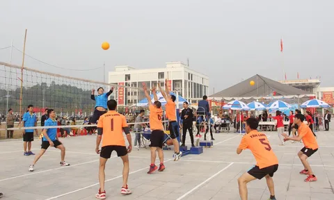 Huyện Đồng Hỷ tổ chức giải Bóng chuyền hơi mừng Đảng, mừng Xuân Quý Mão 2023