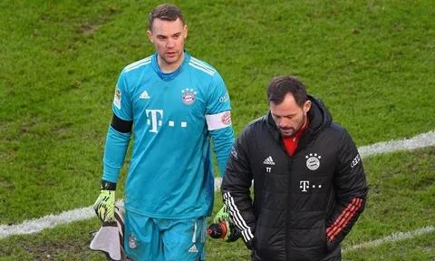 Thủ môn Manuel Neuer công khai chỉ trích Ban lãnh đạo Bayern Munich
