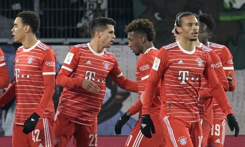 Bayern Munich giành trọn 3 điểm dù thi đấu thiếu người