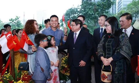 Thủ tướng Phạm Minh Chính bắt đầu thăm chính thức Cộng hòa Singapore