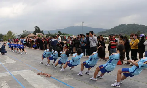 Sơn Động Nhất toàn đoàn giải Vô địch kéo co tỉnh Bắc Giang