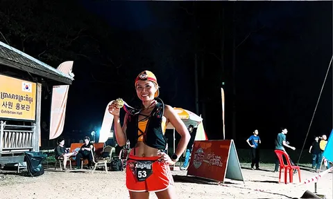 Nga Võ hoàn thành đường chạy 100km siêu khó tại Angkor Ultra Trail 2023 Campuchia