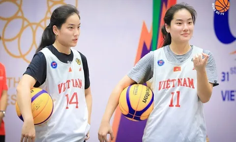 Cặp đôi song sinh tuyển Bóng rổ Việt Nam được Đại học Mỹ vinh danh