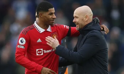Huấn luyện viên Erik ten Hag không tiếc lời khen ngợi Marcus Rashford