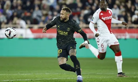 Neymar công khai về mâu thuẫn trong phòng thay đồ của Paris Saint-Germain