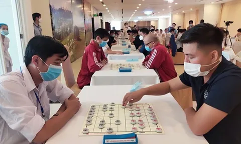 Giải cờ Tướng vô địch quốc gia 2023: Kỳ thủ Lại Lý Huynh vô địch cờ Nhanh
