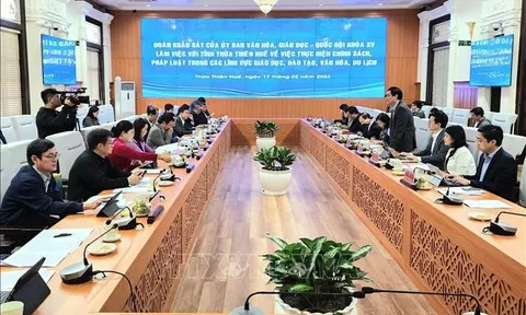 Kiên trì theo đuổi mục tiêu phát triển văn hóa, con người Huế