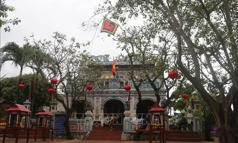 Đón Bằng di sản văn hóa phi vật thể quốc gia 'Lễ hội Chùa Bà - Cảng thị Nước Mặn'