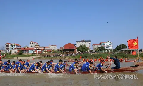 Hội thi Bơi chải trên sông Cầu hưởng ứng Festival “Về miền Quan họ - 2023”