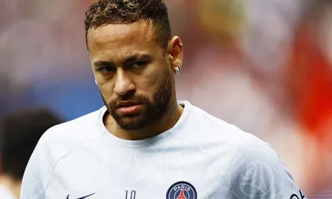 Neymar bỏ lỡ trận tái đấu Bayern Munich ở Champions League