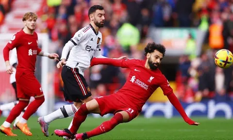 Đội trưởng Bruno Fernandes bị chỉ trích thậm tệ sau thảm bại của Man United