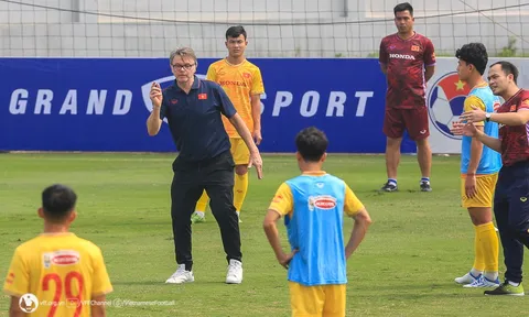 Đội tuyển Việt Nam: Hội quân lần đầu cùng U23 Việt Nam