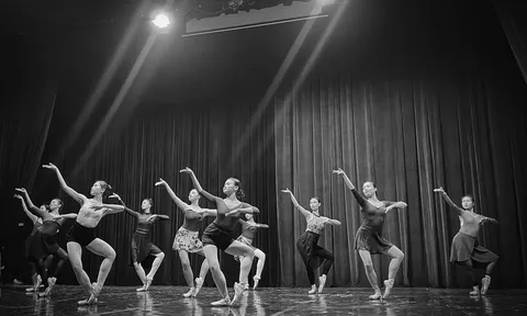 Đưa tranh Đông Hồ lên sân khấu ballet