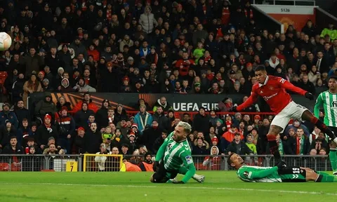 Man United tái lập cột mốc ấn tượng sau trận thắng đậm Real Betis