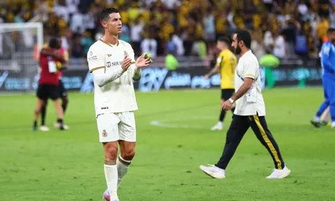 Ronaldo nổi giận trong ngày Al Nassr thua trận và mất ngôi đầu