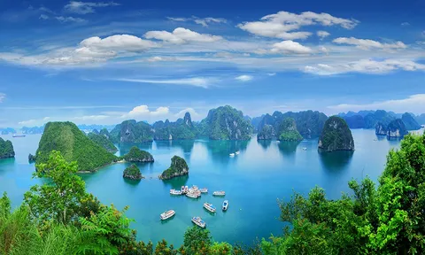 CNN gọi tên Vịnh Hạ Long trong những điểm đến đẹp nhất thế giới
