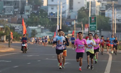 Thành phố Pleiku tổ chức giải Việt dã truyền thống Kpă Klơng lần thứ 43 năm 2023 và phát động Ngày chạy Olympic vì sức khỏe toàn dân