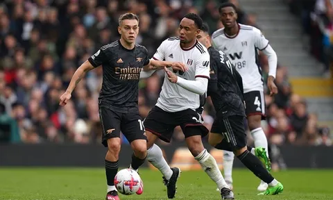 Vòng 27 Premier League > Fulham 0-3 Arsenal: Trossard hat-trick kiến tạo