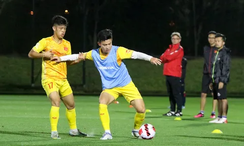 Đội tuyển U23 Việt Nam: Ông Troussier và bài test Doha