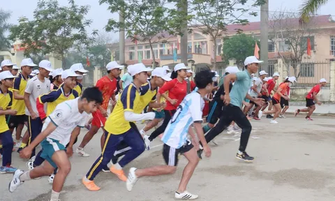 Huyện Tây Giang phát động Ngày chạy Olympic vì sức khỏe toàn dân