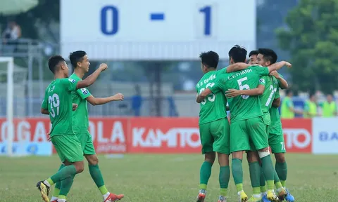 Cúp Quốc gia 2023: Phù Đổng xin đá tại Ninh Bình
